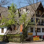 Udanypobyt Apartament Zamoyskiego